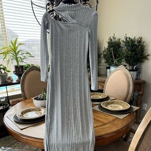 Super cute woman’s dress cut out neck